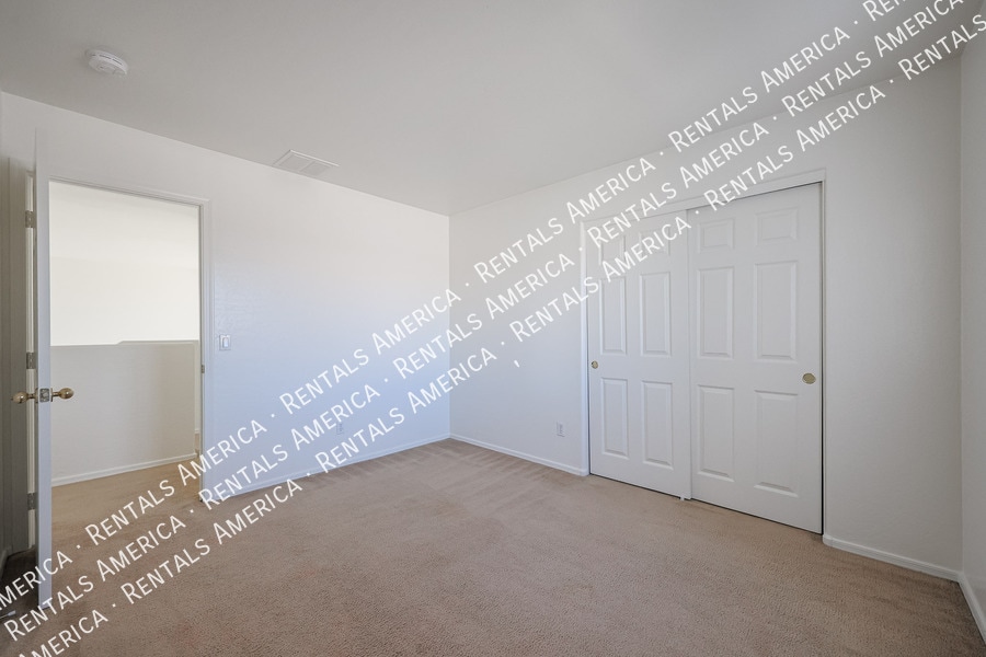 Building Photo - 2763 N 106th Ln