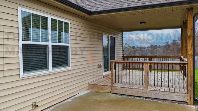 Building Photo - 890 Wild Elm Ct