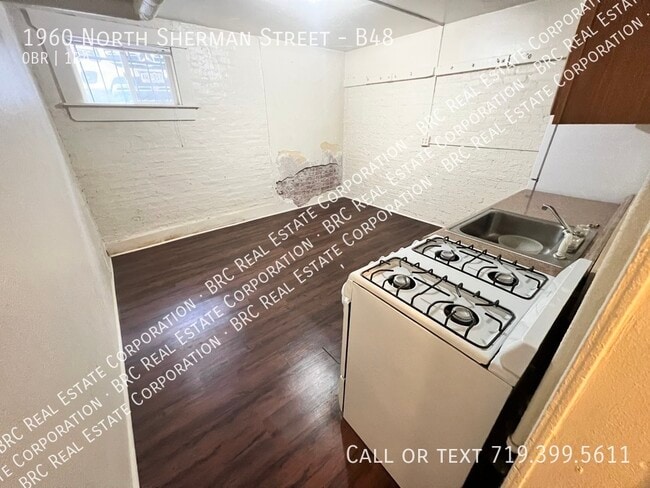 Building Photo - 1960 Sherman St