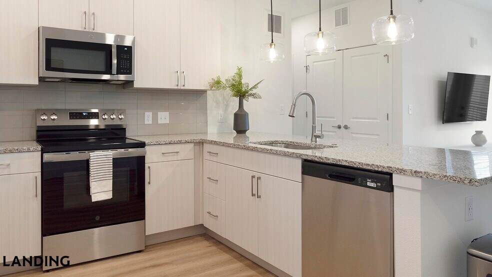 Building Photo - 10670 Jake Jabs Blvd