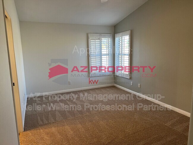 Building Photo - 7732 W Ocotillo Rd