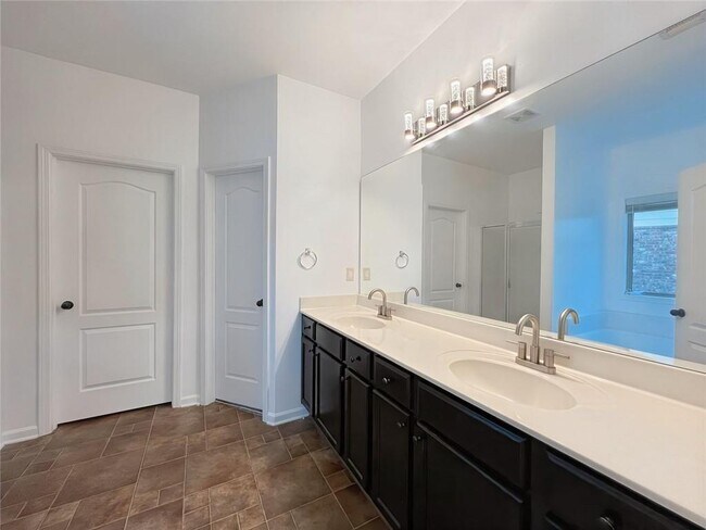 Building Photo - 2416 Peach Shoals Cir