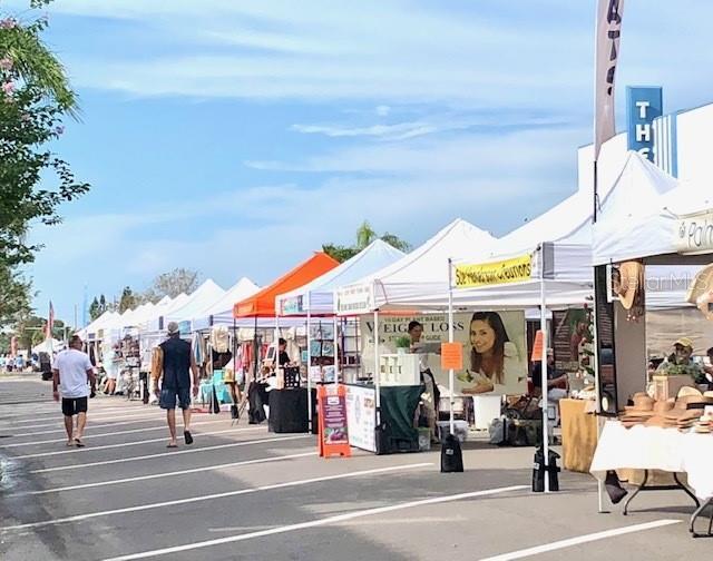 Building Photo - 551 73rd Ave