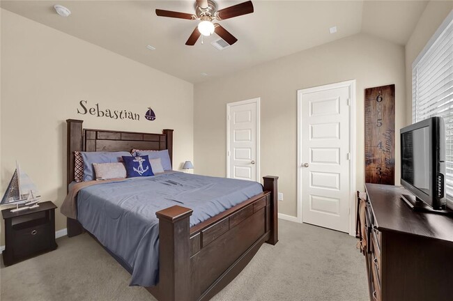 Building Photo - 3859 Fleetwood Falls Ln
