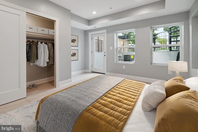 Building Photo - 1232 Trinidad Ave NE