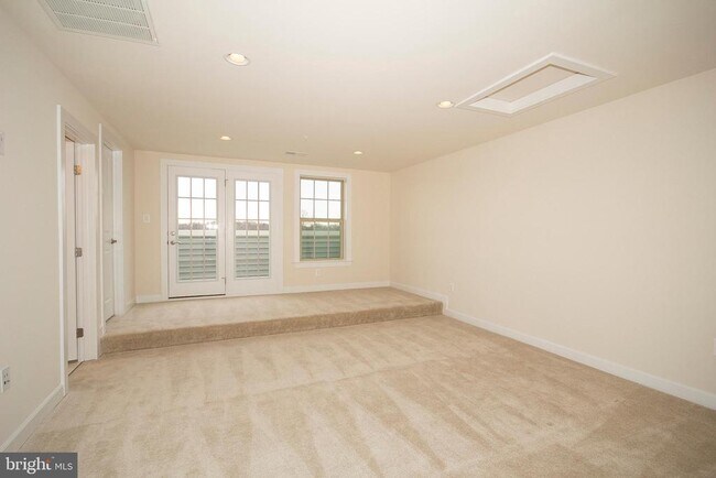 Building Photo - 2912 Middleham Ct