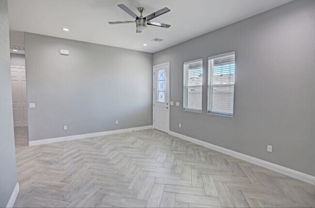 Building Photo - 1800 Galaxy St