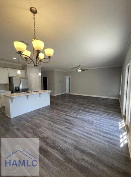 Building Photo - 424 Alcott Cir