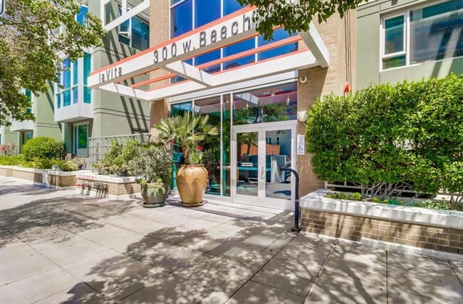 Building Photo - San Diego- Downtown- La Vita – Little Italy Condo- Split Level Style Move-In Special