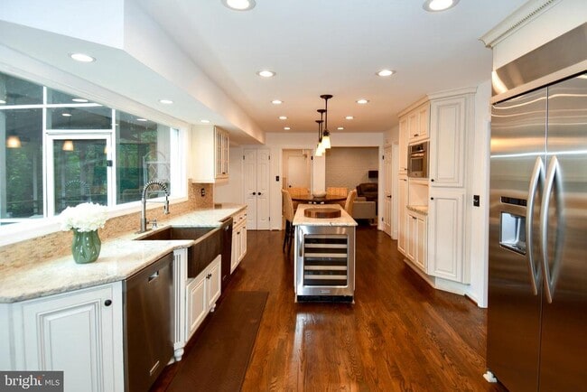 Building Photo - 12134 Holly Knoll Cir