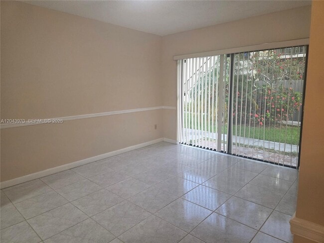 Building Photo - 4586 SW 139th Ct