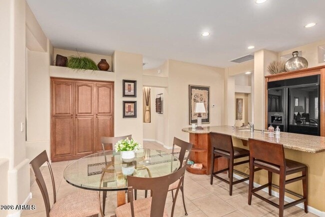 Building Photo - 9154 E Mohawk Ln