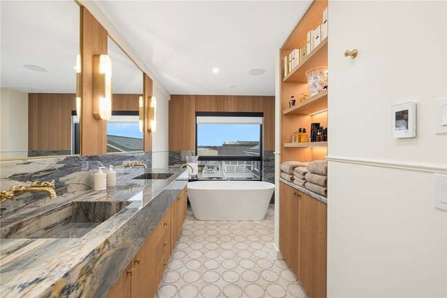 Building Photo - 41 Atlantic Ave