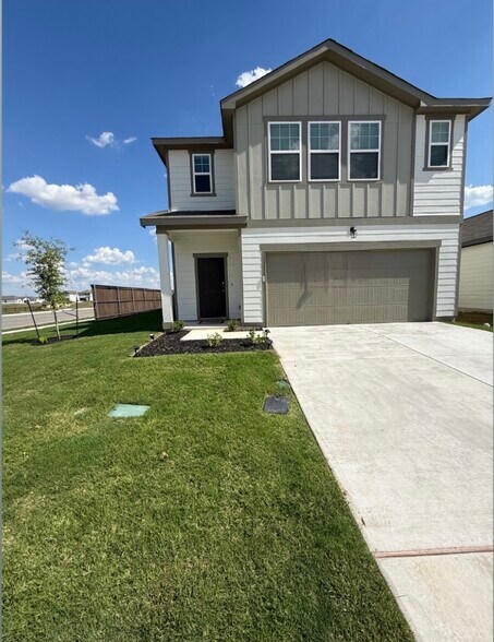 Primary Photo - 401 Lagoon Dr