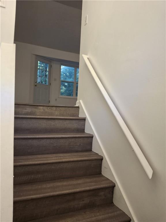 Building Photo - 3145 Malvern Dr