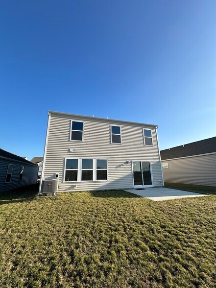 Exterior - 3368 Sunbeam Pl