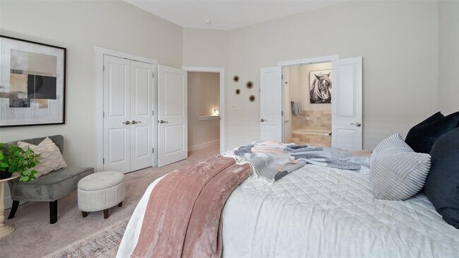 Building Photo - 2520 Bluebonnet Ln