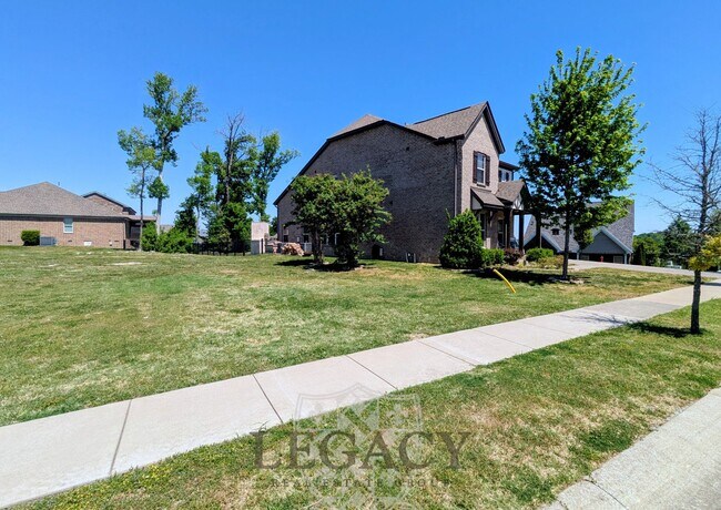 Building Photo - 6150 Christmas Dr