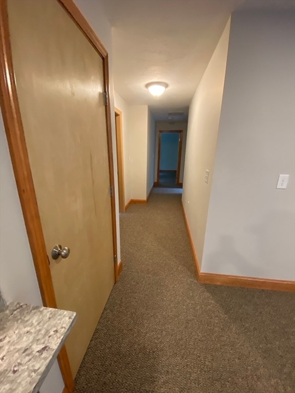 Building Photo - 5 Breakneck Hill Rd