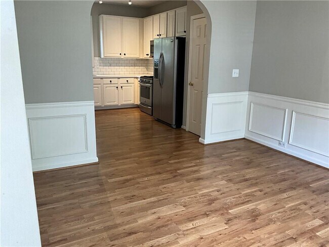 Building Photo - 384 Ethridge Dr NW
