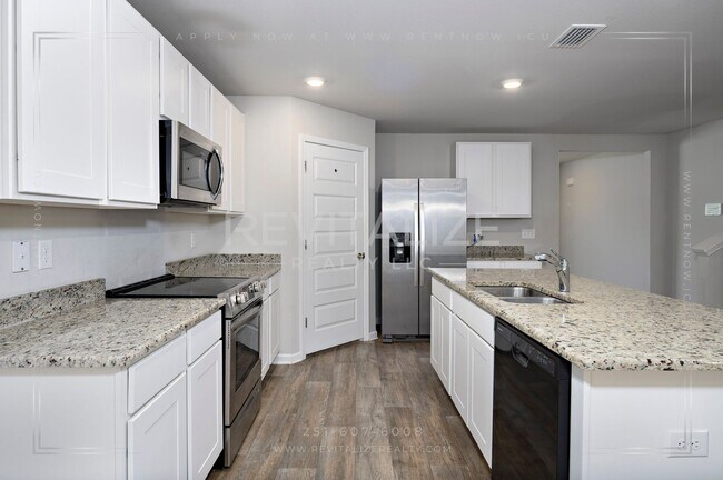 Building Photo - Dream 2-Story 5 BD 3 BA House in Spanish Fort!