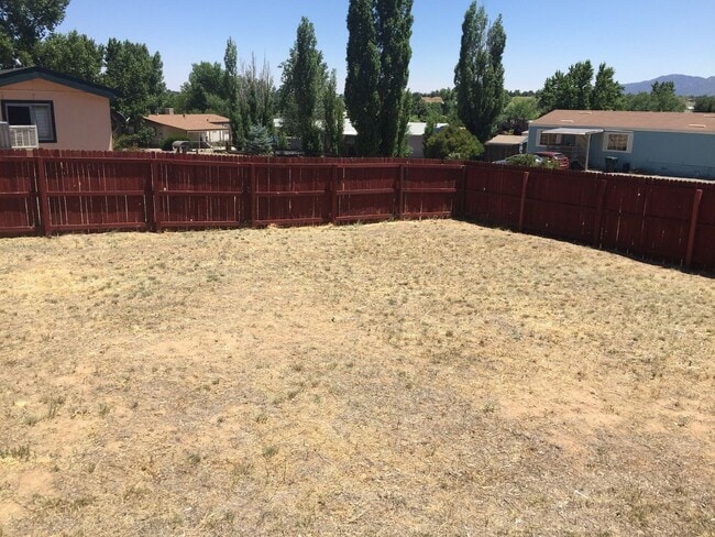 Building Photo - ***2 BEDROOM/2 BATHROOM IN PRESCOTT VALLEY***