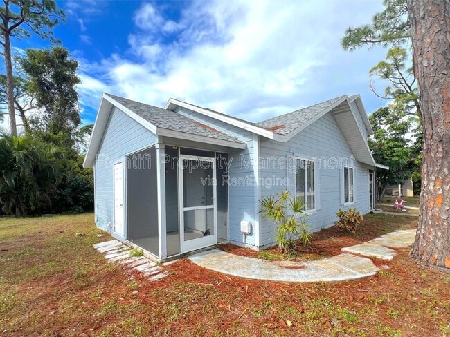 Building Photo - 18134 Matanzas Rd