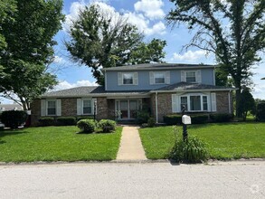Building Photo - 537 Windrift Dr