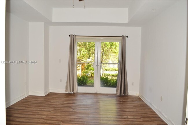 Building Photo - 3001 NE 185th St