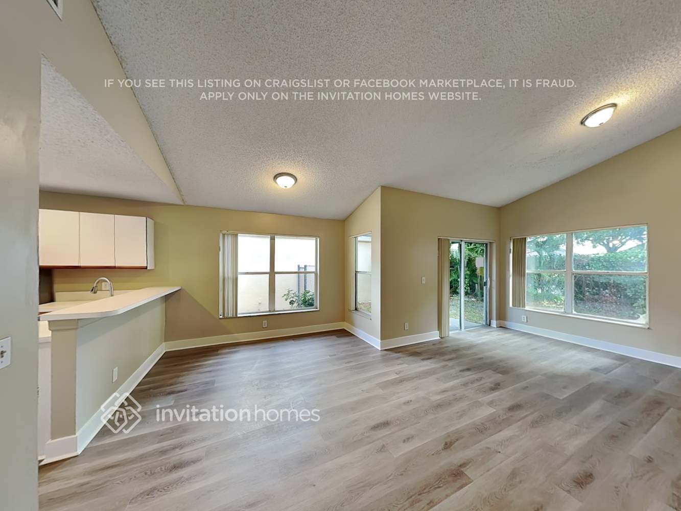 Building Photo - 9220 Arborwood Cir