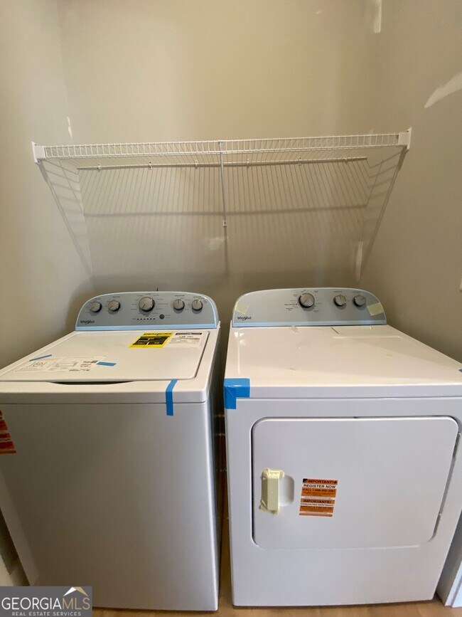 Building Photo - 255 Bailey St