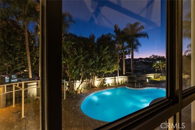 Building Photo - 345 Pioneer Dr