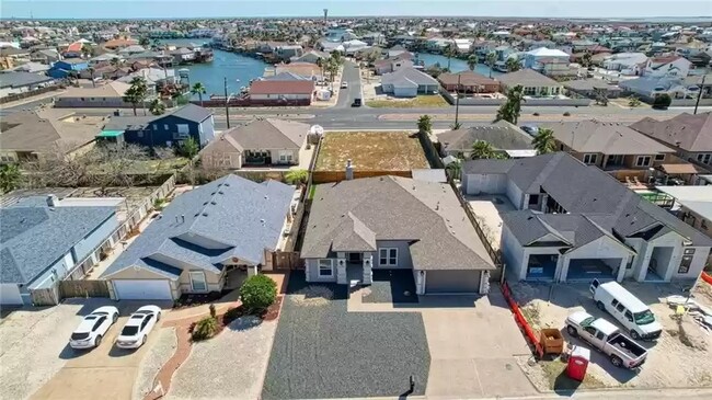 Building Photo - 13829 Laffite Dr