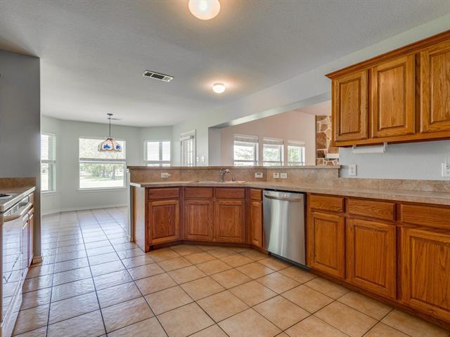 Building Photo - 7721 Willow Ridge Dr