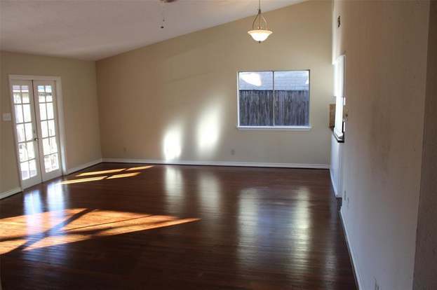 Building Photo - 8615 Riverside Walk Ln