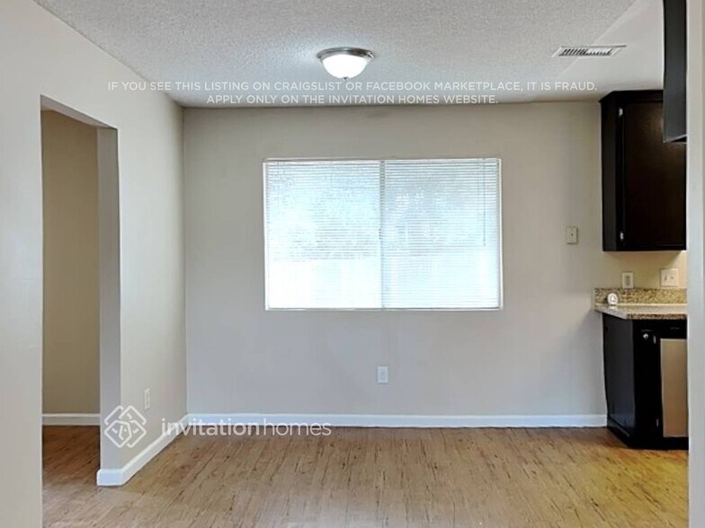 Building Photo - 1373 San Miguel Dr