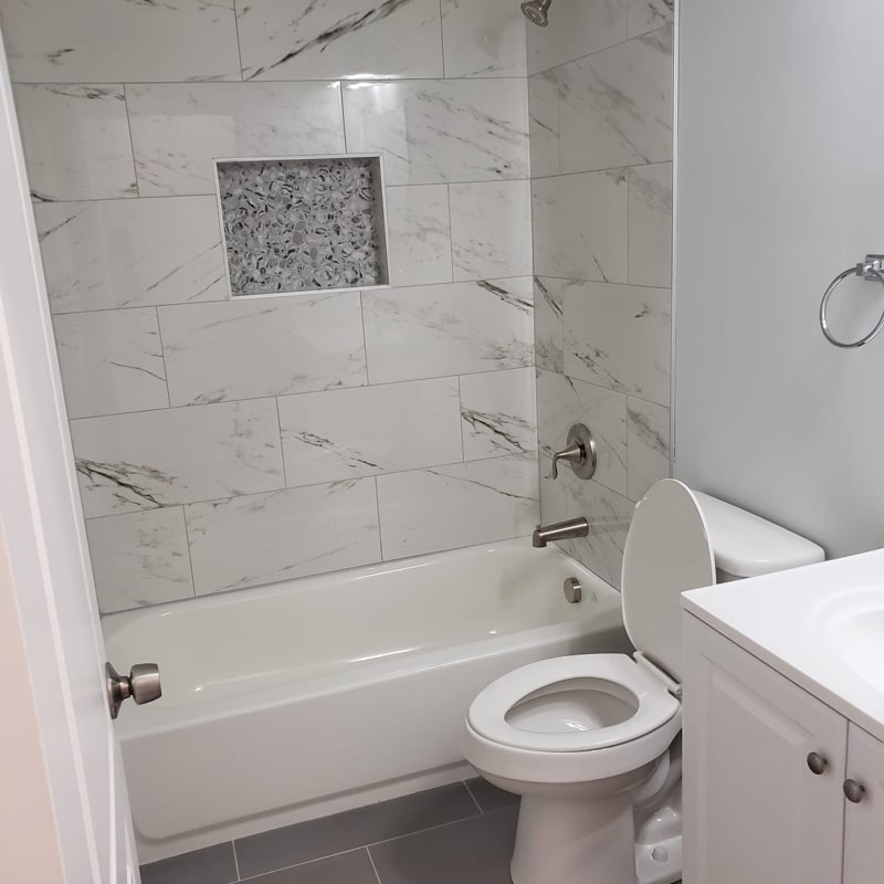 Building Photo - 2917 Miles Ave