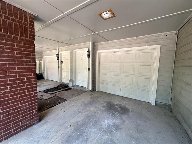 Building Photo - 9823 Summerwood Cir