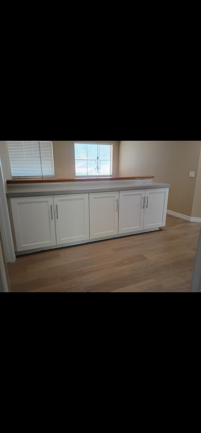 Building Photo - 14269 Dalhousie Rd