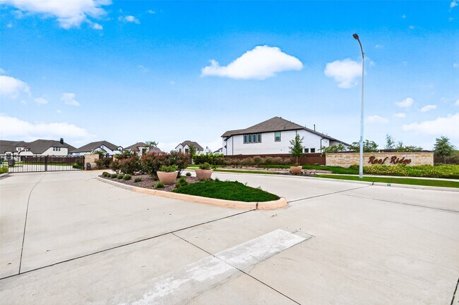 Building Photo - 5802 Reef Rdg Dr