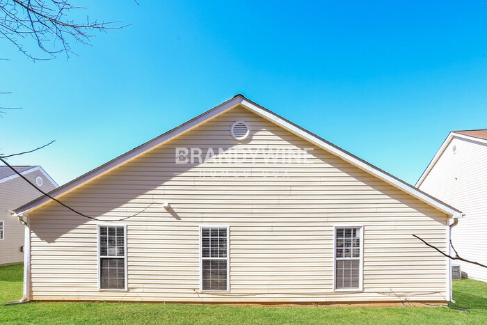 Building Photo - 5862 Waggoner Ct