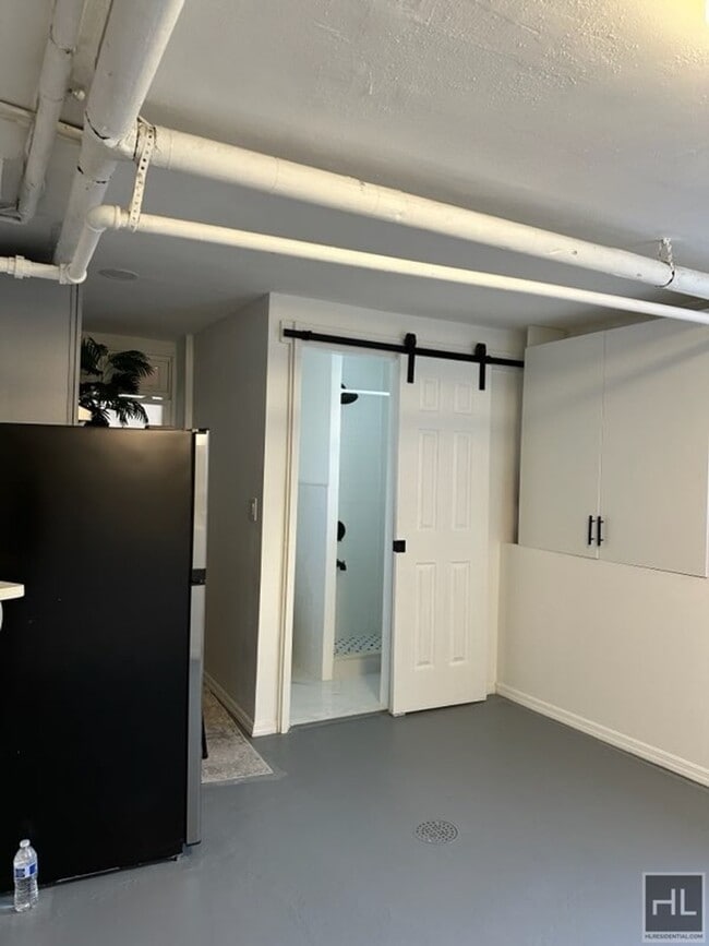 Building Photo - COLDEN AVENUE, BRONX