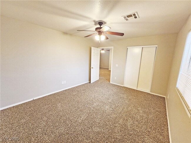 Building Photo - 200 S Mount Charleston Dr E