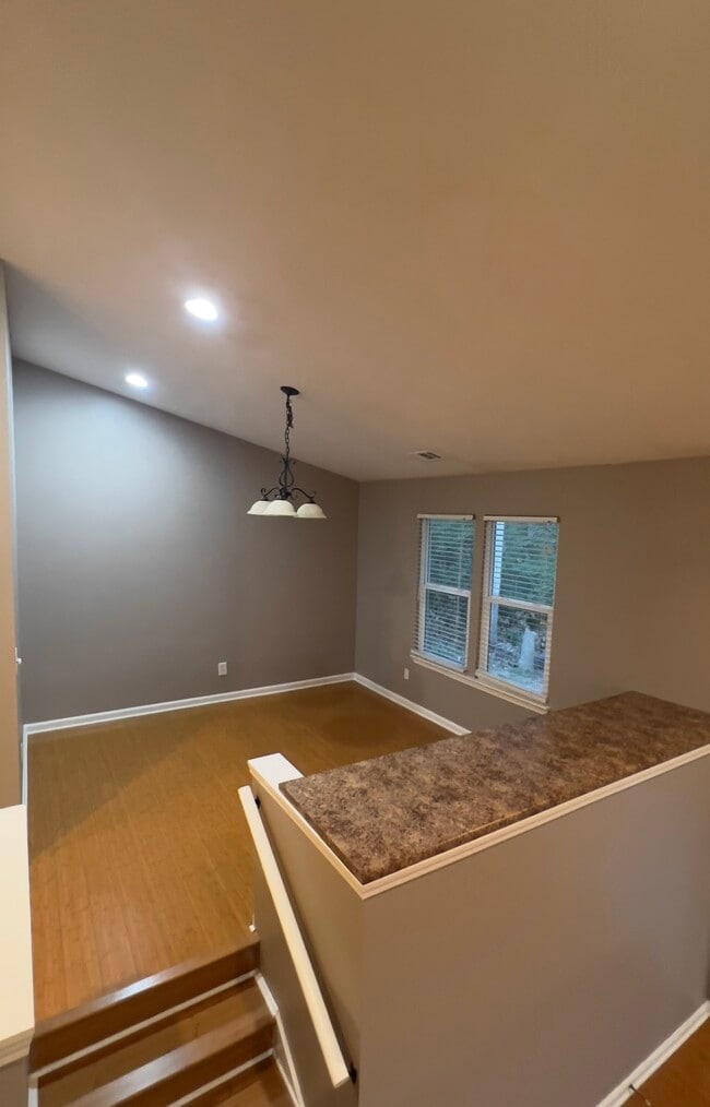 Building Photo - 3304 Forette Ln