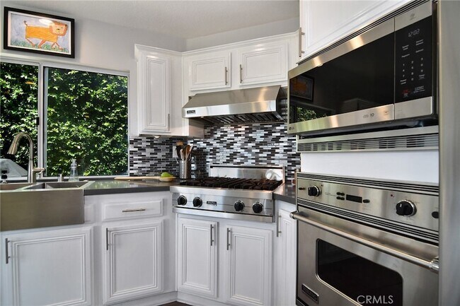 Building Photo - 24574 Overland Dr