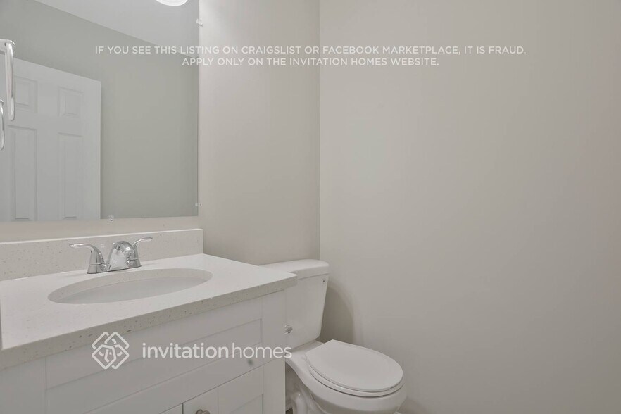 Building Photo - 3157 Blackstone Run