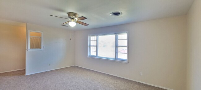 Building Photo - LARGE BRICK HOME CORNER LOT