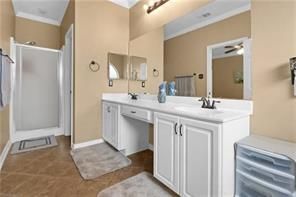 Building Photo - 824 Destin St