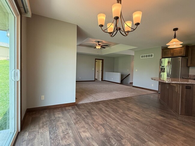 Building Photo - 3 bedroom 2 bath in Washburn Rural District