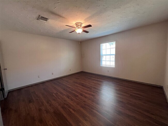 Building Photo - 11913 Metmora Ct
